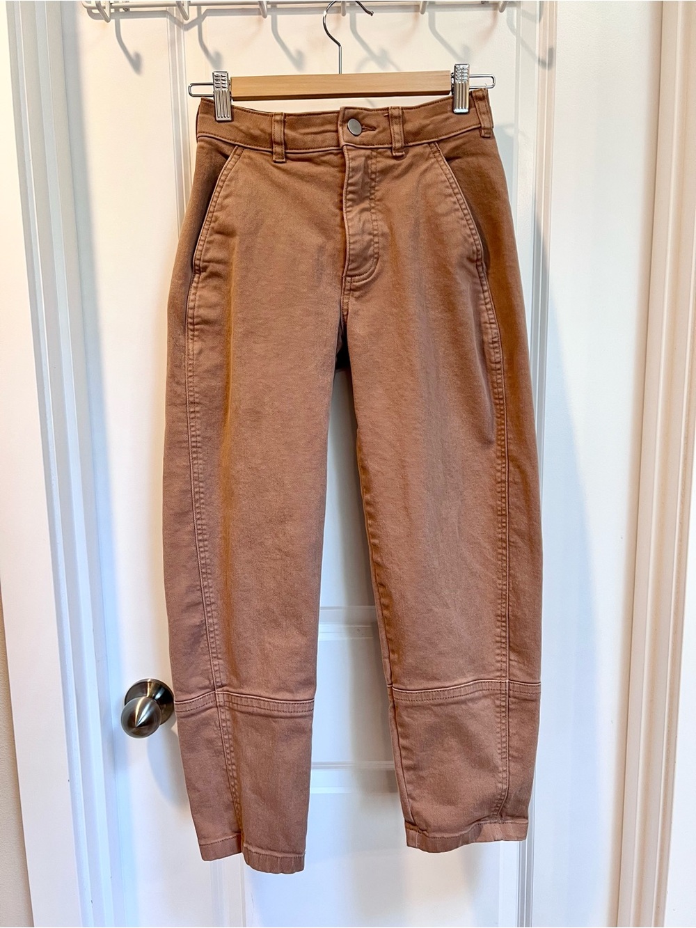Everlane “Utility Barrel Pants” in Tan / Brown size 00 / XXS